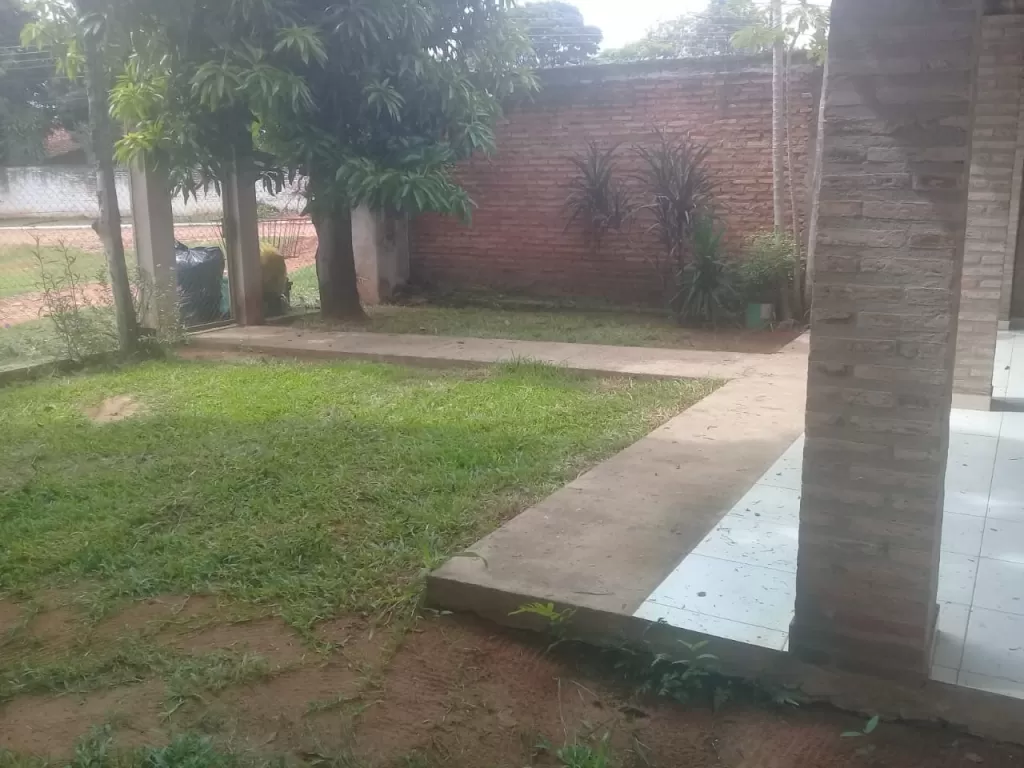 Vende linda casa de 3 dormitorios en San Lorenzo Zona Avelino Martinez — foto 2
