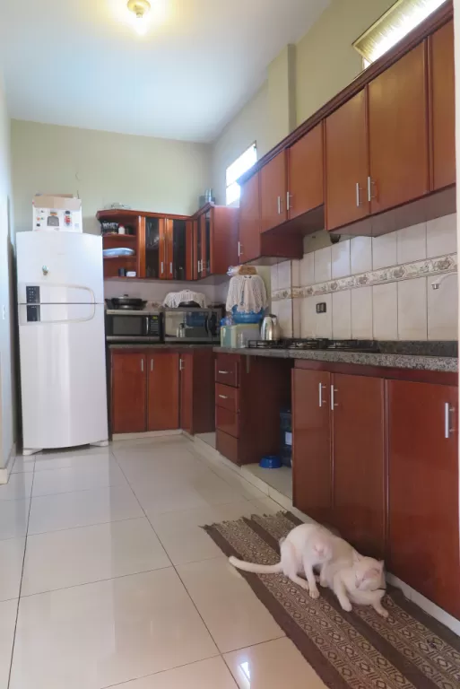 EN VENTA CASA CON PISCINA EN EL AREA 8 CIUDAD DEL ESTE PARAGUAY — foto 3