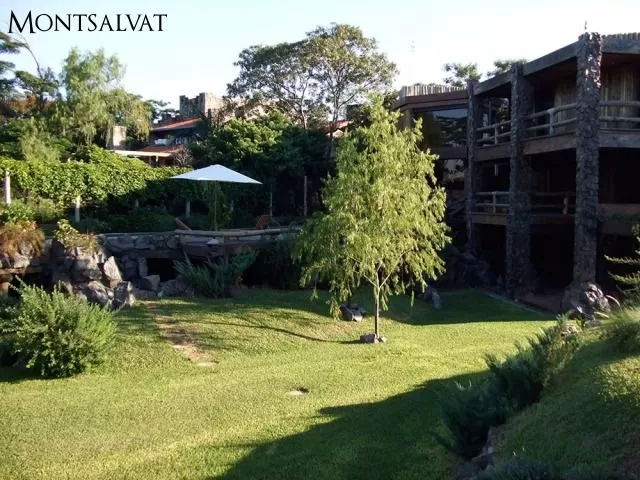 RESIDENCIA con Bodega para vinos y vista al Río. — foto 3