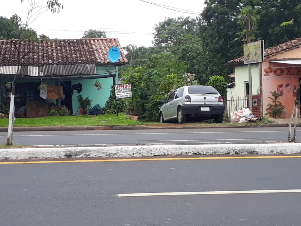 Terreno comercial — foto 2