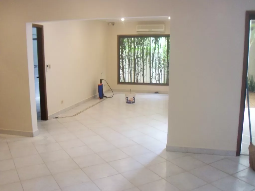 ELEGANTE DUPLEX DE 3 DORMITORIOS ZONA HOSPITAL BAUTISTA — foto 2