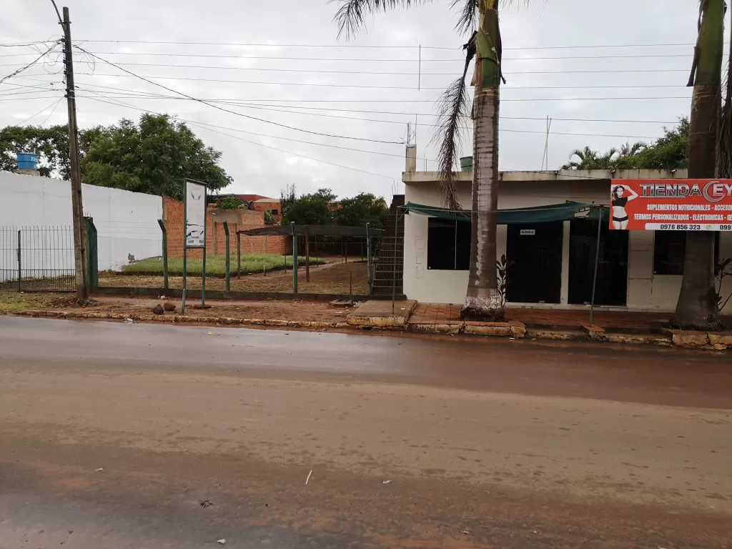 CENTRO DE CURUGUATY - CASA - TERRENO — foto 3