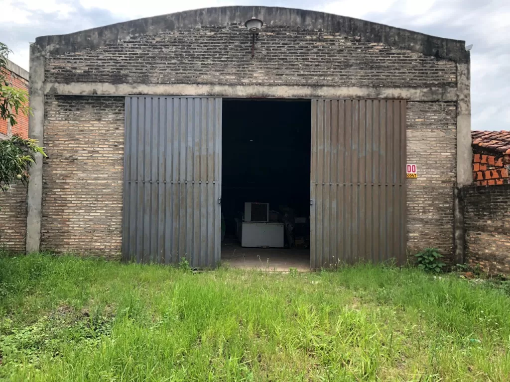 Vendo tinglado en MRA zona Shop. La Rural — foto 2