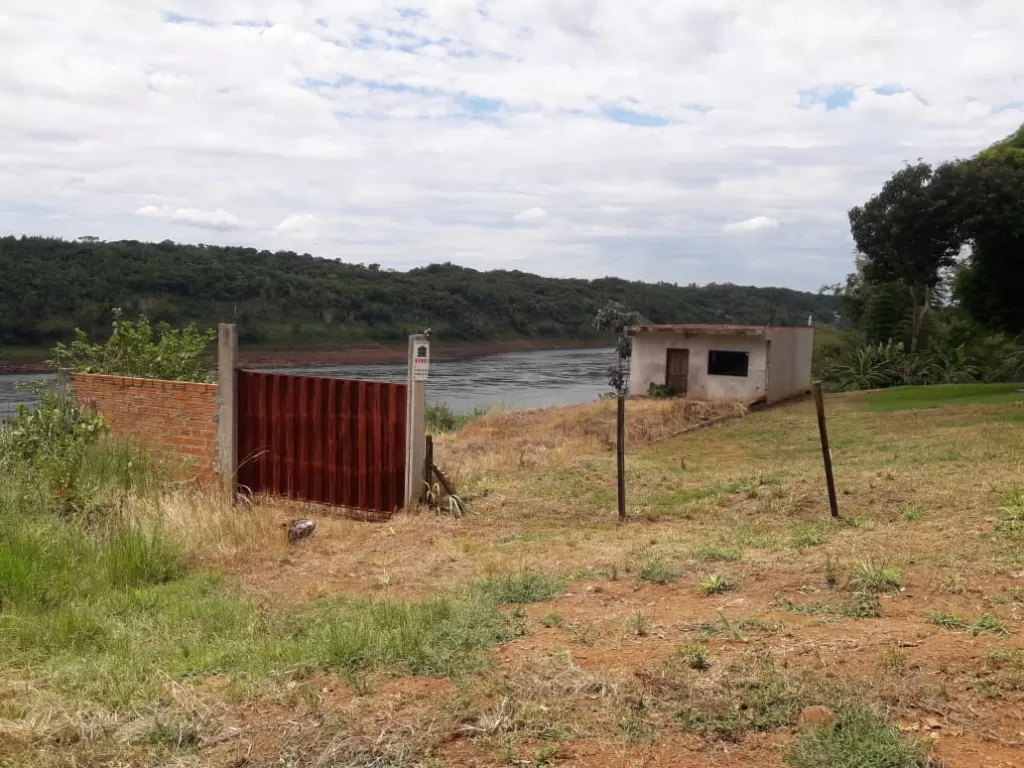 Vendo casa a terminar con vista al RIO PARANA en Presidente Franco — foto 2