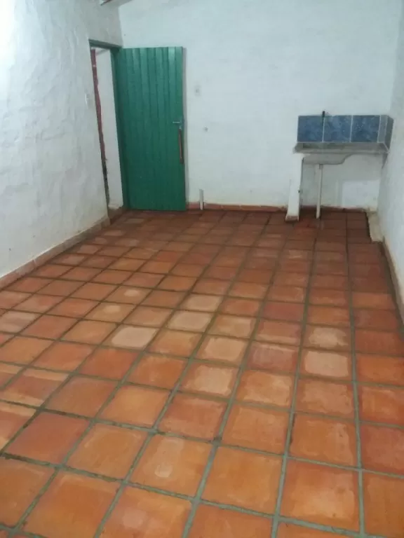 Alquilo pieza en Caacupemi Aregua — foto 3