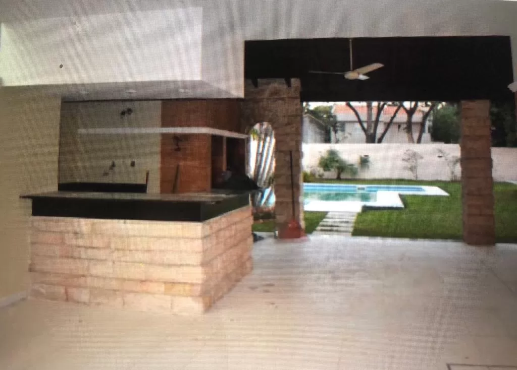 HERMOSA RESIDENCIA UBICADA EN BO HERRERA CERCA DE AVDA STA TERESA 5 SUITES 1200M2 — foto 2