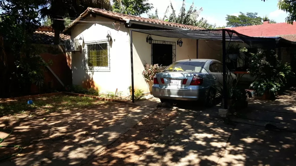 Casa a pasos de Fabrica Niko. — foto 2