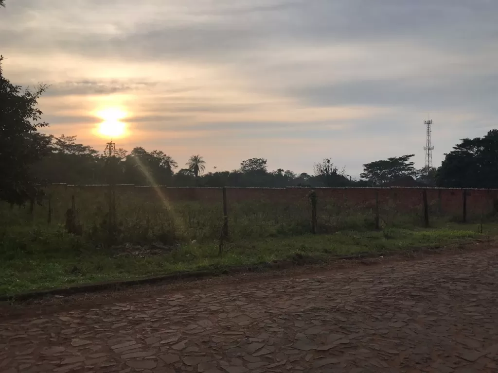 Vendo Hermoso Terreno amurallado de 1000 mts2, (esquina) - a minutos de las playas de Enc — foto 2