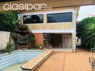 EN VENTA Amplia Residencia en Barrio Herrera — foto 2