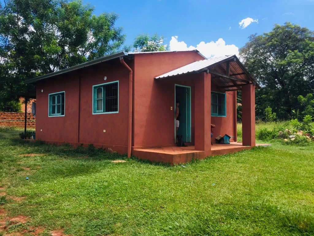 VENDO CASA EN LUQUE ( COSTA SOSA ) — foto 2
