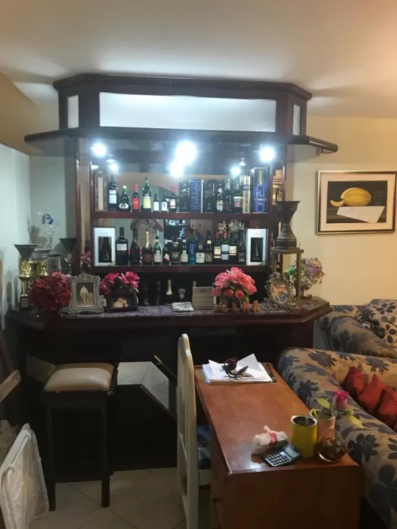 REMATO IMPONENTE RESIDENCIA EN EL CORAZÓN DEL BARRIO HERRERA DE ASUNCIÓN... — foto 2