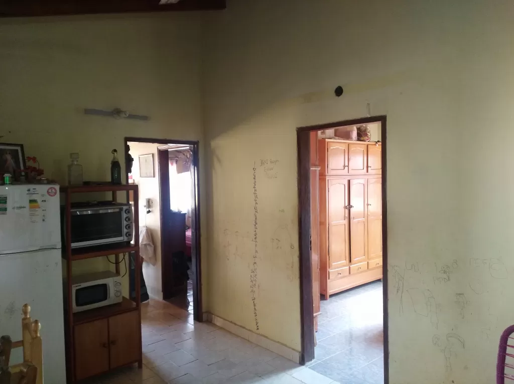 Vendo Casa con Deposito en Moras Cue - Luque — foto 3