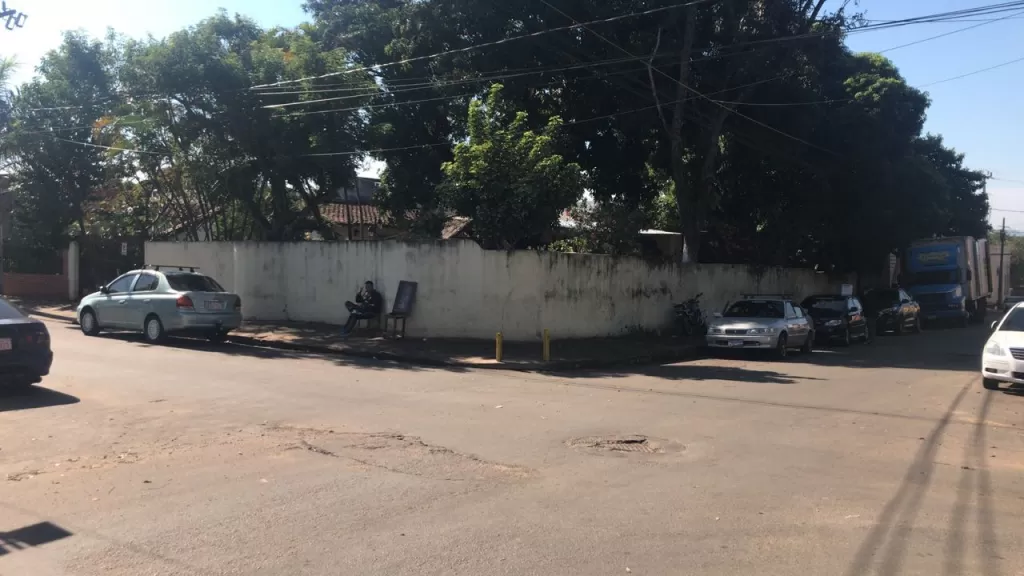 ATENCIÓN INVERSIONISTAS: PROPIEDAD EN INMEJORABLE UBICACIÓN - CENTRO DE VILLARRICA!!! — foto 2
