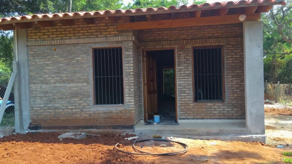 HERMOSO CHALET EN LUQUE ZONA RAKIURA! — foto 3