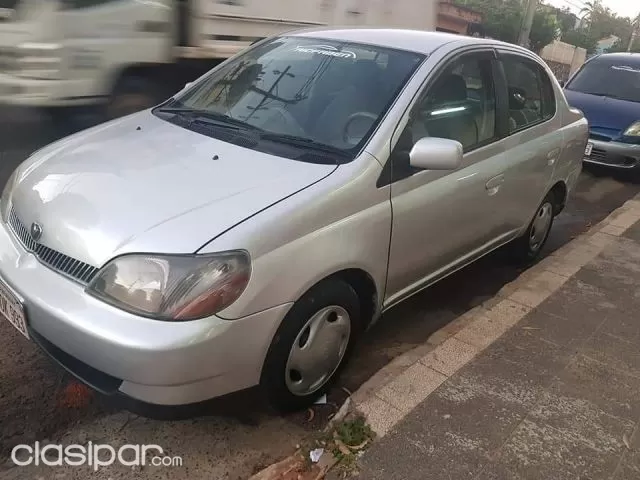 Toyota Platz 2001 — foto 4