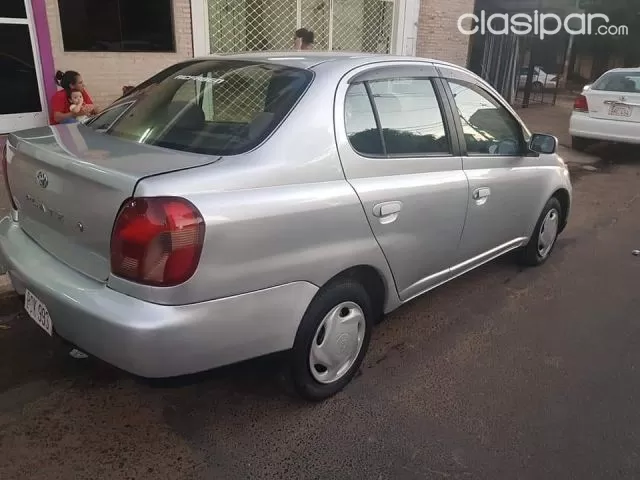 Toyota Platz 2001 — foto 5