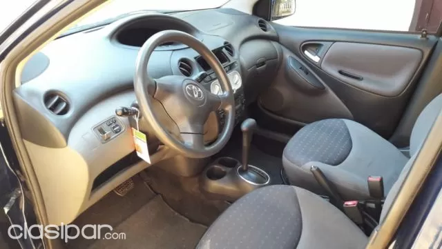 Toyota Vitz 2003 — foto 3