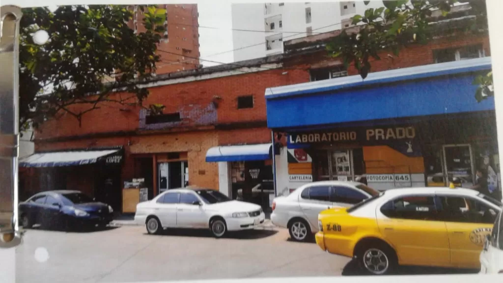 LOCAL COMERCIAL SOBRE ESTADOS UNIDOS — foto 3