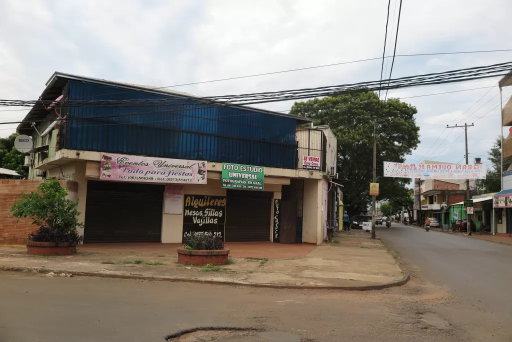 VENDO INMUEBLE ESQUINA BARRIO OBRERO CIUDAD DEL ESTE — foto 2