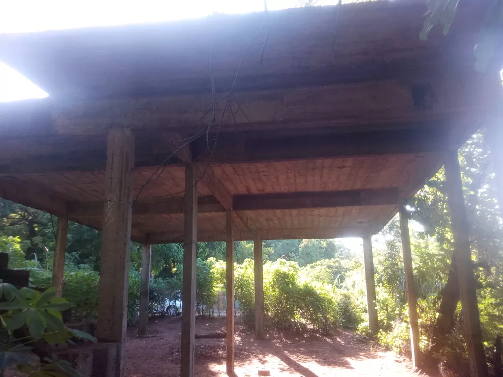 VENDO HORMIGON ARMADO EN LAMBARE BARRIO PUERTO PABLA — foto 2