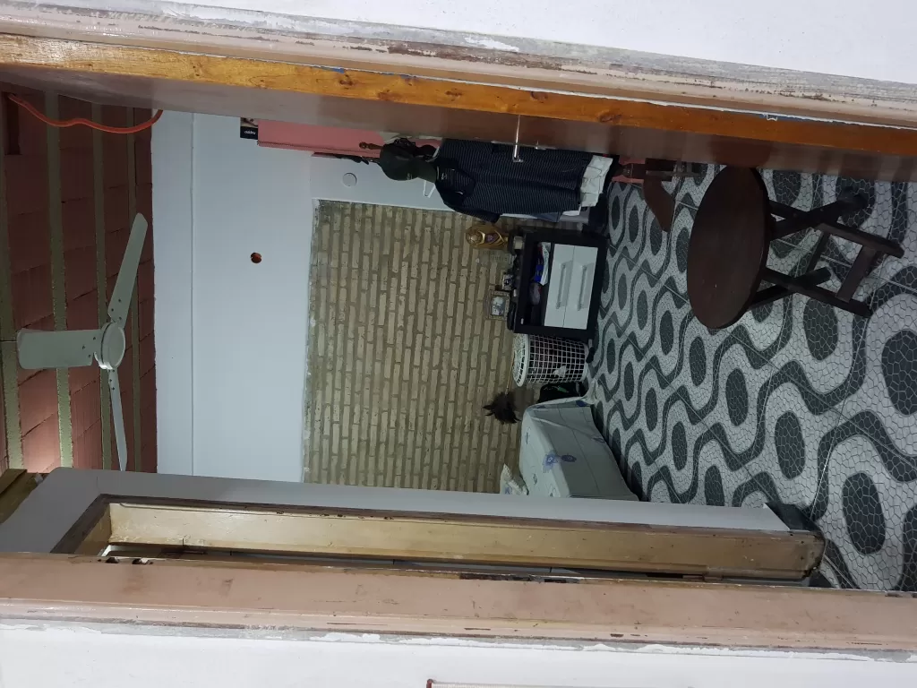 CASA DE 3 DORMITORIOS FRENTE A SUPER STOCK VILLA HAYES — foto 3