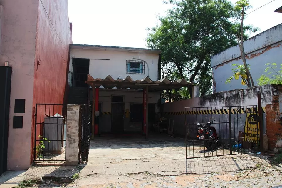 VENDO LOCAL ZONA MERCADO 4 — foto 2