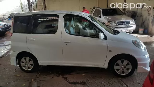 Toyota Funcargo 2000 — foto 4