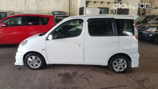 Toyota Funcargo 2000 — foto 6
