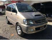 VENDO TOYOTA NOAH - AÑO 2001 - DIESEL AT - REC IMPORTADO - ANTAR AUTOMOTORES -0972.120.735
