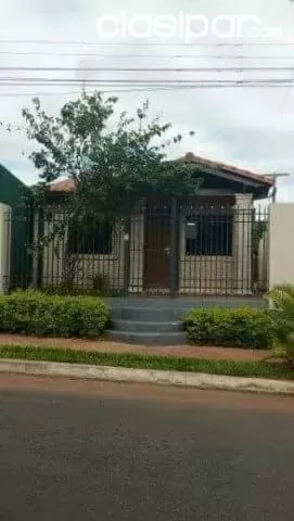 VENDO 2 CASAS JUNTAS CON DEPOSITO EN VILLA ELISA SOBRE AVDA AMÉRICO PICO.. — foto 3