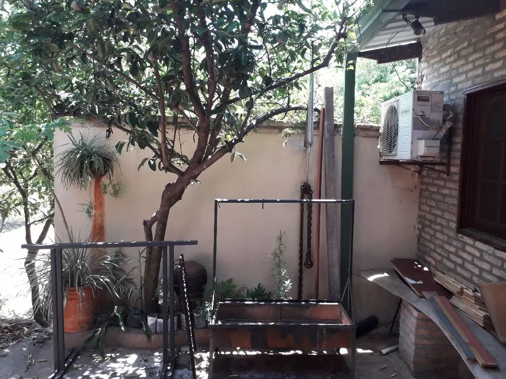 VENDO HERMOSA CASA EN MARIANO ROQUE ALONSO — foto 3
