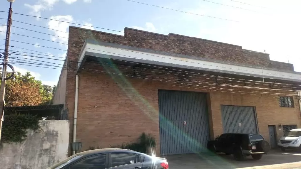 DEPOSITO ZONA CIT con Oficinas con 1.180m2 — foto 3
