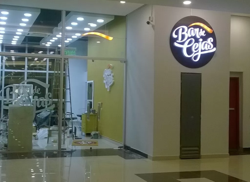 Cartelería, gigantografía, ploteado, prensa, diseño gráfico, spots. — foto 3