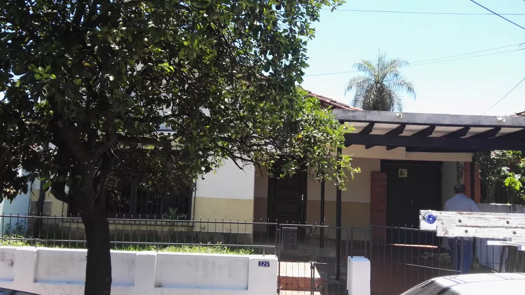 VENDO CASA EN EXCELENTE UBICACION!!!!SOBRE PARIRI — foto 2