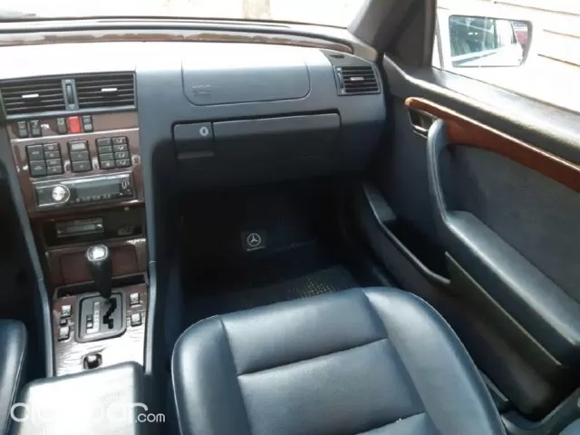 Mercedes-Benz C 220 1999 - foto 8