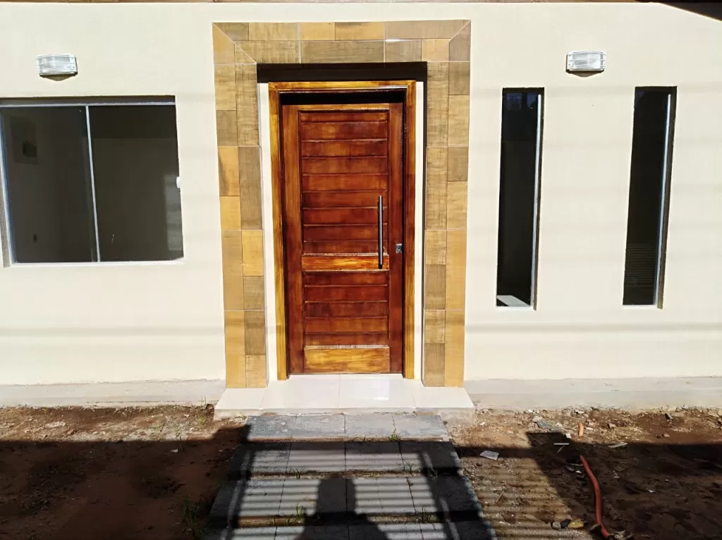 === VENDO CASA A ESTRENAR A PASOS DE AVELINO MARTINEZ === — foto 2