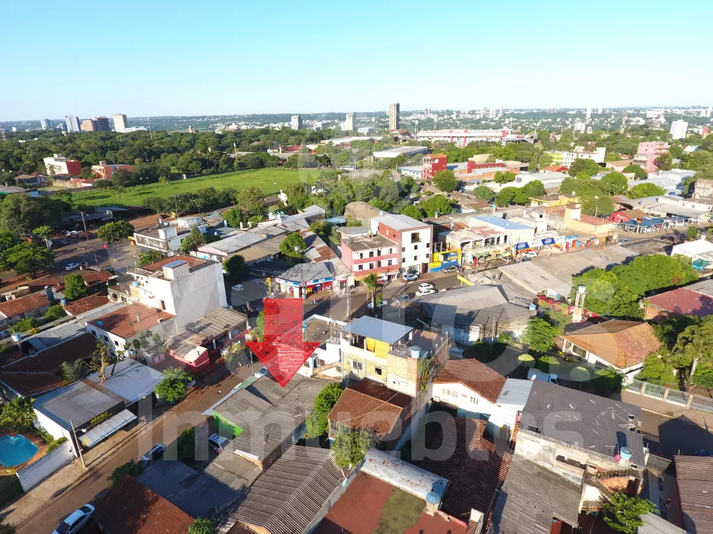 SALONES COMERCIALES CON DEPARTAMENTO EN EL BARRIO OBRERO CDE - Ciudad Del Este — foto 2