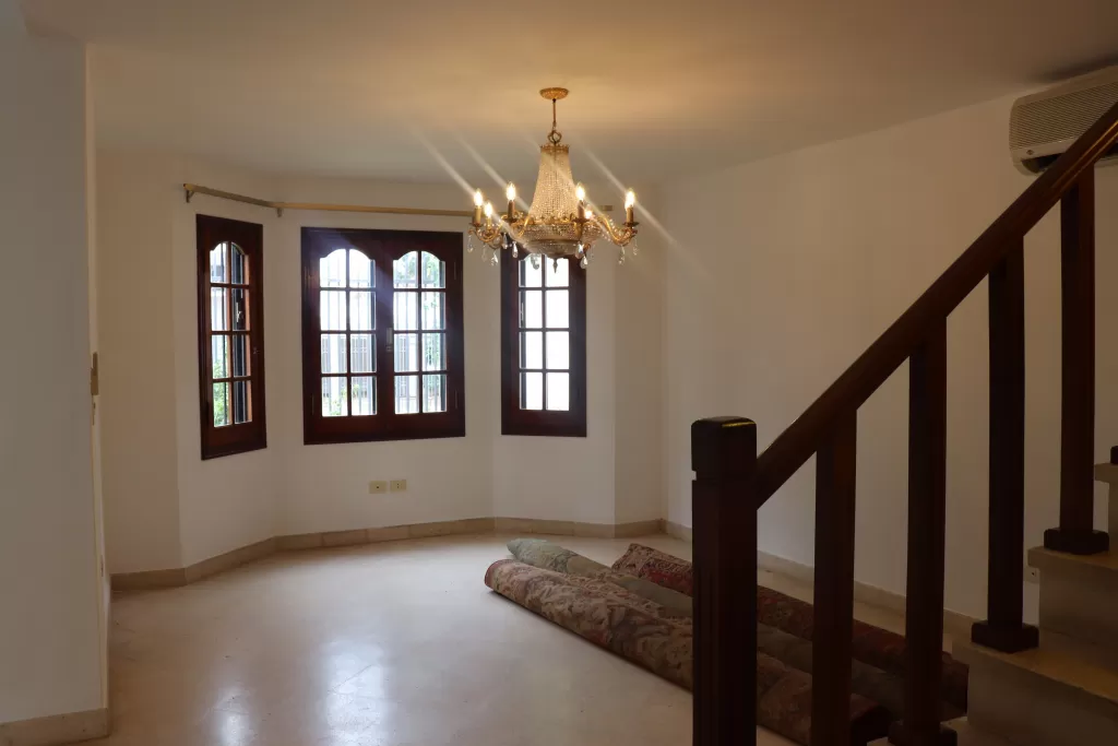 ALQUILO EXCLUSIVA CASA EN LOS LAURELES — foto 3