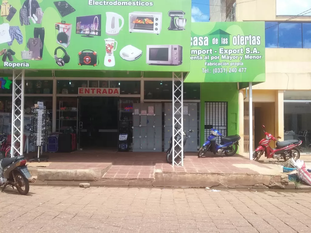Vendo casa con salón comercial en pleno centro de concepcion — foto 2