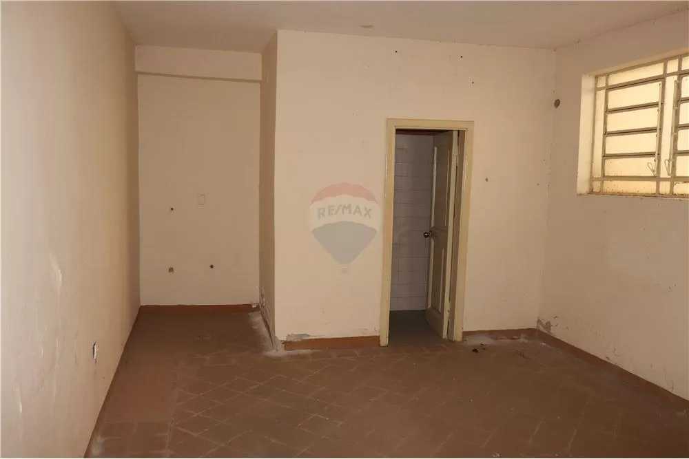 VENDO EDIFICIO EN EL CENTRO DE ASUNCION ZONA CATEDRAL — foto 3
