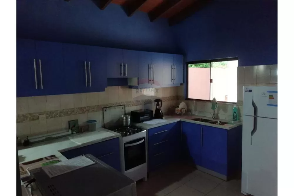 VENDO CASA EN LA CIUDAD DE SAN LORENZO — foto 3