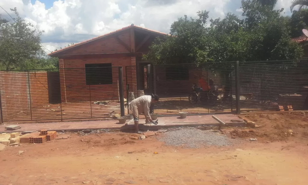 Vendo casa nueva a estrenar detrás del shop Luisito — foto 2