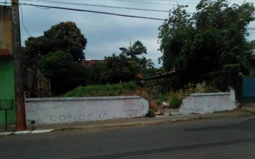 Espectacular terreno para edificio o duplex Fernando de la Mora Zona Norte — foto 2