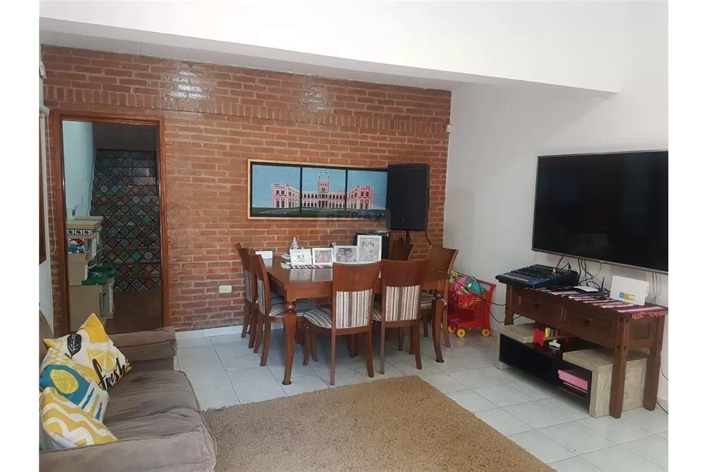 VENDO CASA EN LAS MERCEDES — foto 3