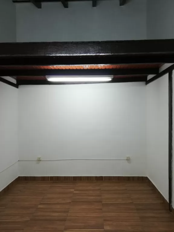 salón comercial a pasos del Shopping villa morra — foto 2