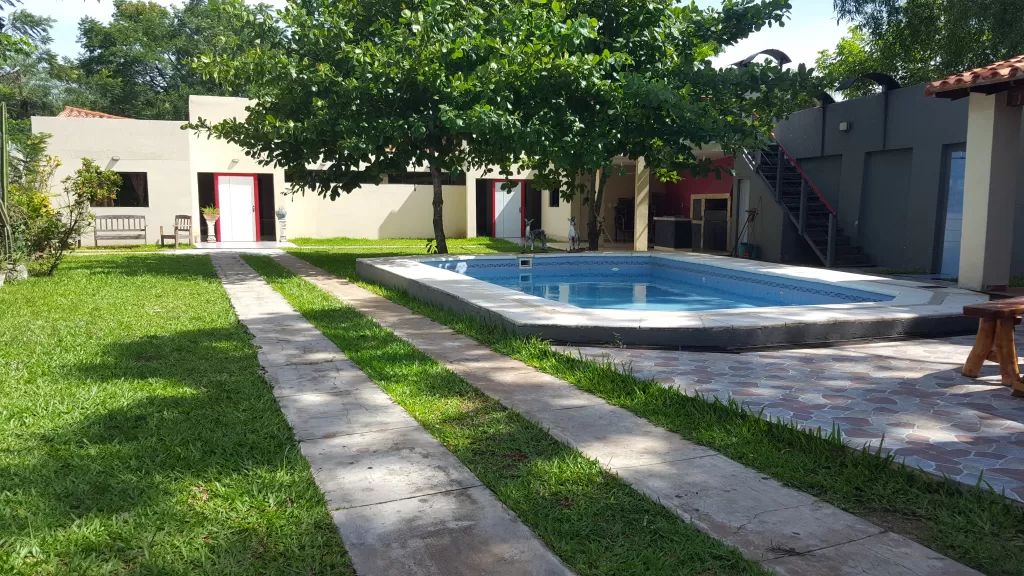 VENDO HERMOSA CASA QUINTA EN SAMBERNARDINO A PASOS DEL CENTRO — foto 2