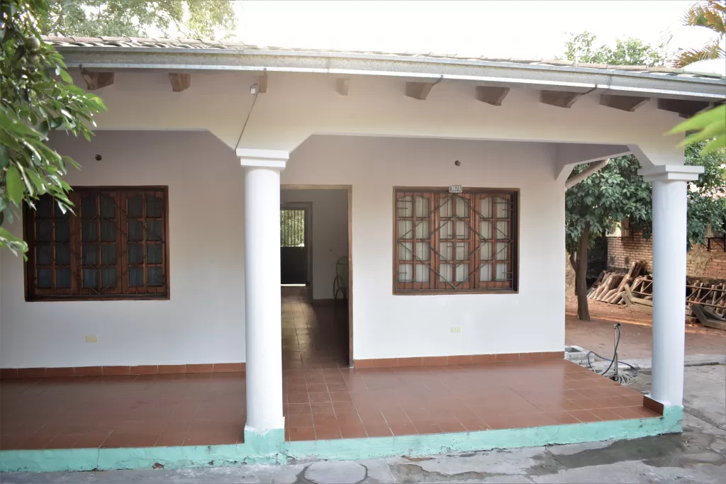 OFERTO CASA EN LAMBARE ZONA TODO RICO CARRETERA DE LOPEZ — foto 3