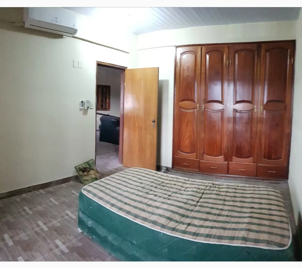 Oferta Alquiler Departamento frente al Supermercado Stock Villa Hayes!!! — foto 3