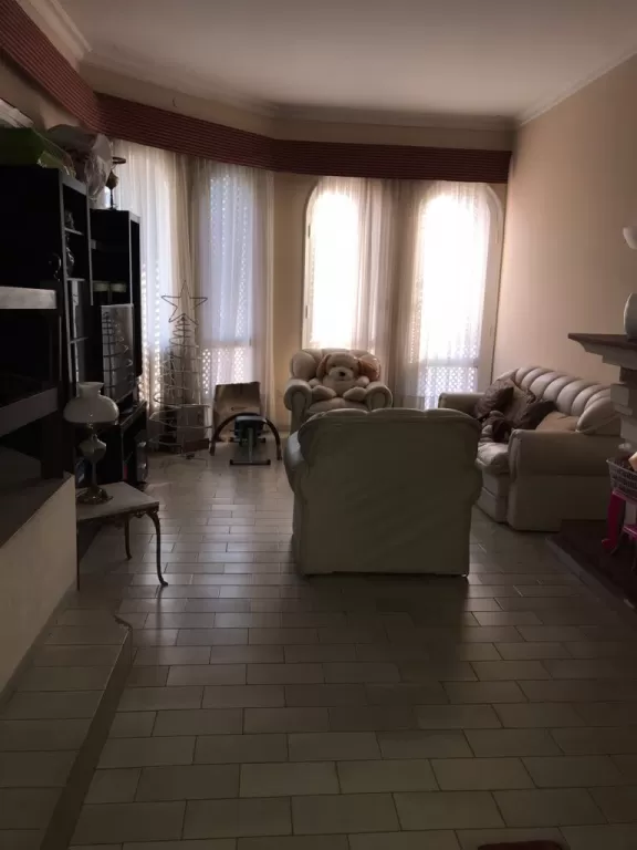 Particular vende casa en Barrio Jara - 10x40 — foto 2