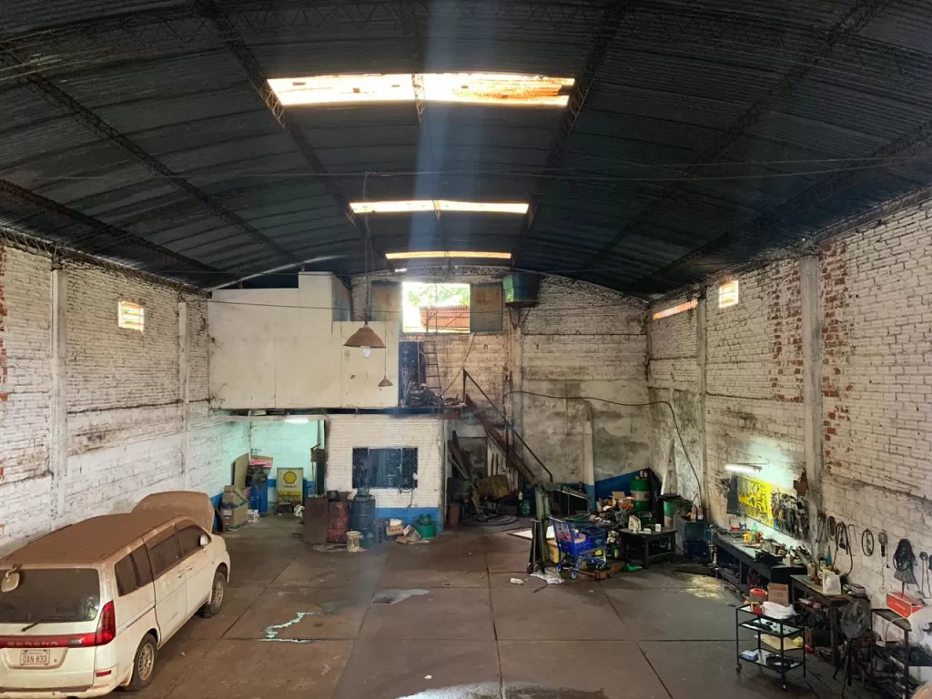 OFERTA!! DEPÓSITO EN VENTA CON 360 M2 FRENTE MISMO AL ÁREA 5!! — foto 2
